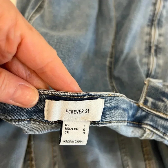 ☀️2 for $15☀️Denim mini dress, fitted but with stretch. Size L, Forever 21 - Picture 3 of 8